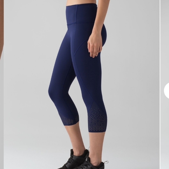 Lululemon Anew Crop Athletic Leggings Size 4 Hero Blue - Picture 3 of 13